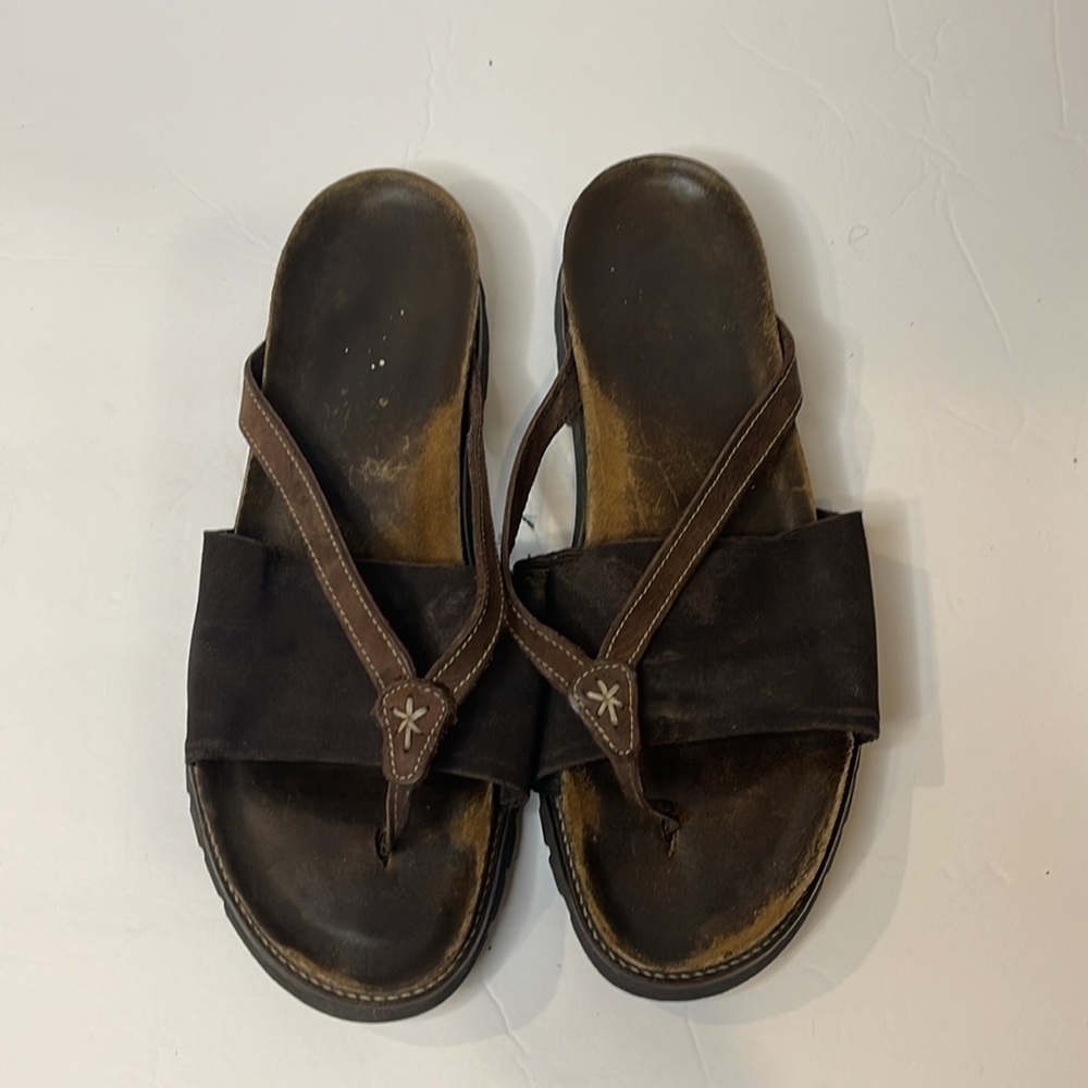 Noat Orbit Sandals
